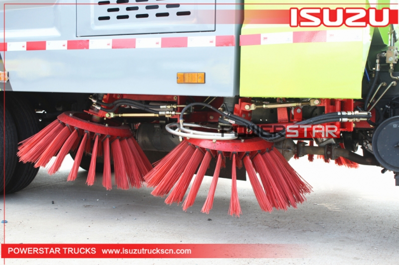 ISUZU Truck-mounted Road Sweeper