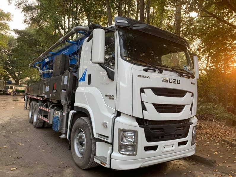 ISUZU GIGA Concrete Pump Truck Boom 27m-28m-30m-34m