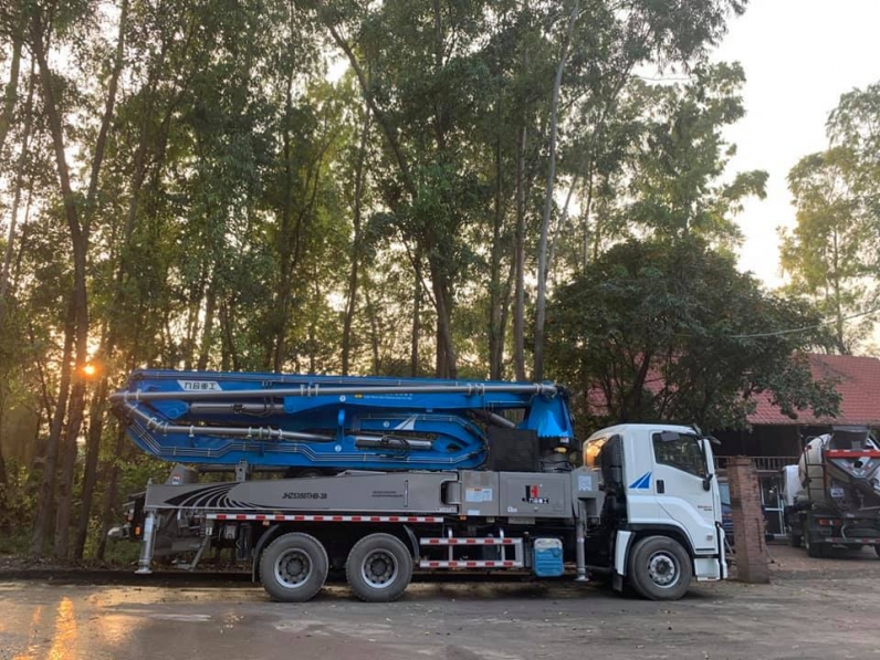 ISUZU GIGA Concrete Pump Truck Boom 27m-28m-30m-34m