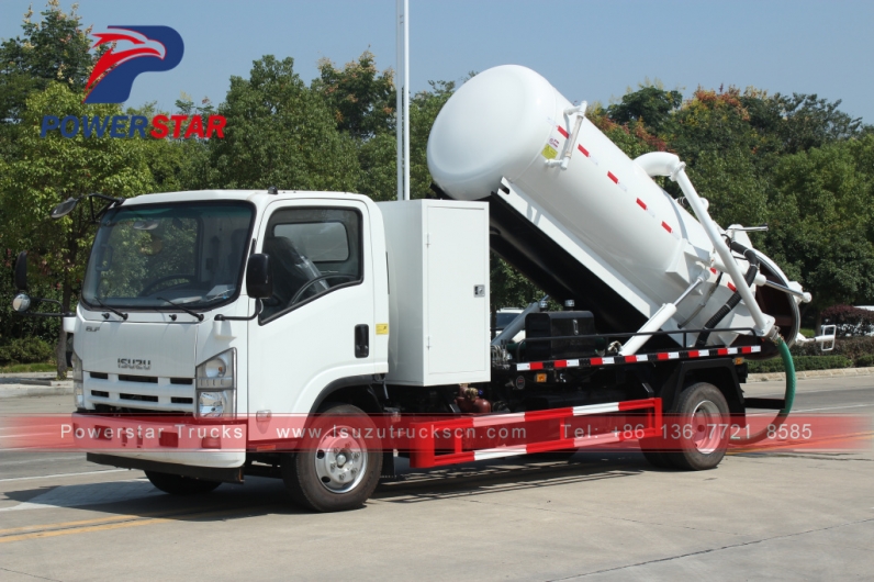 Isuzu Fecal Suction Sewage Truck with ITALY Vacuum Pump small 5000L Sewel Jetting
