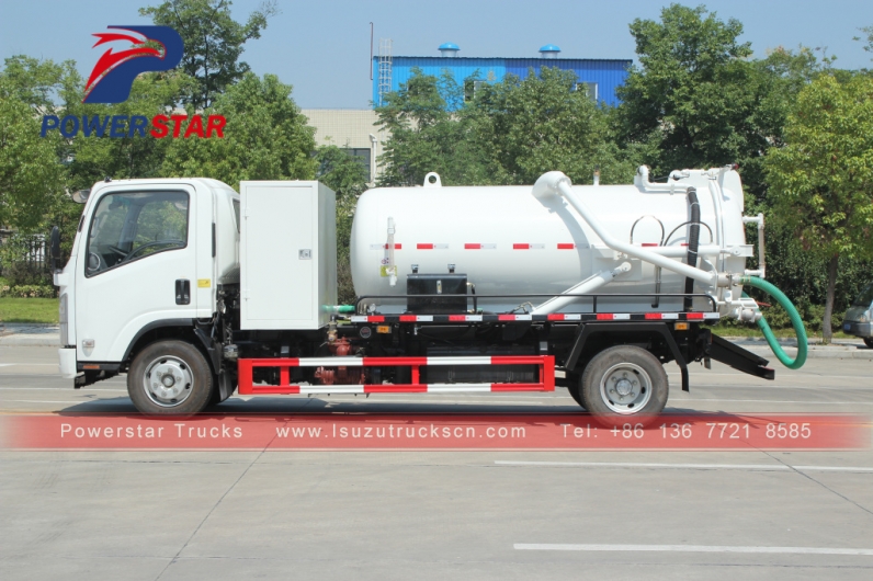 Isuzu Fecal Suction Sewage Truck with ITALY Vacuum Pump small 5000L Sewel Jetting
