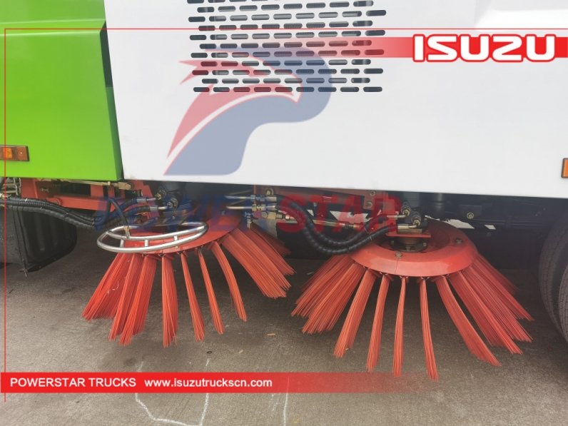 Broom street sweeper ISUZU ELF Vacuum sweeper Vehicle