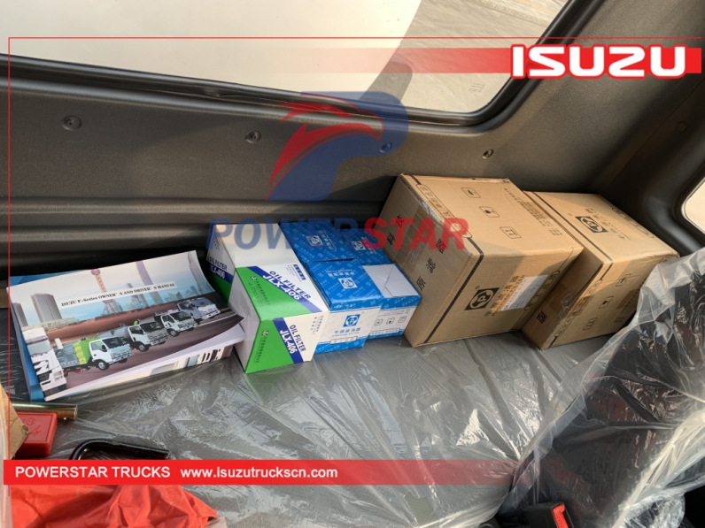 ISUZU FTR septic truck 14cbm fecal vacuum sewage tank pump suction clean truck