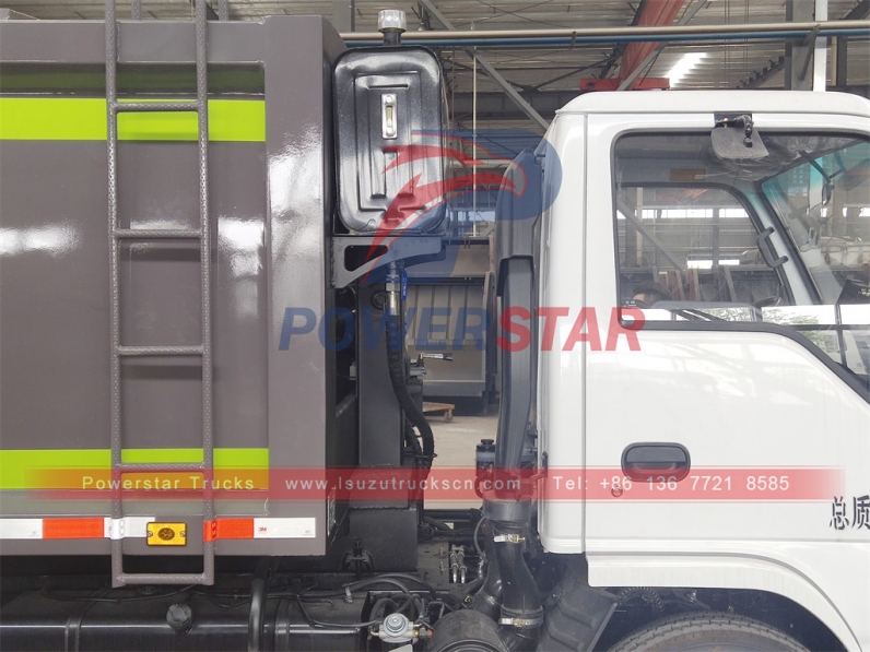 New ISUZU 4x2 japan bins garbage compactor trucks sanitation truck