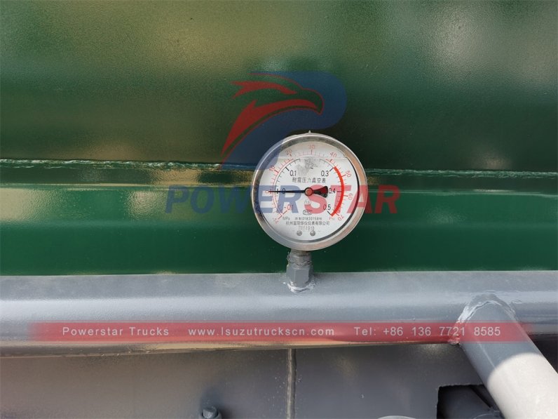 ISUZU FTR cesspit emptier 10cbm vacuum sewage tank truck export to Sierra Leone