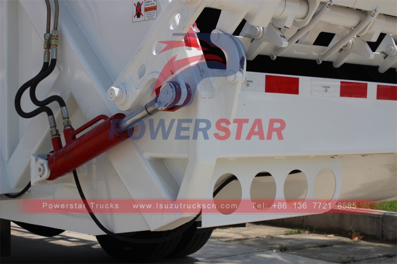 New ISUZU 4x2 NQR / NKR 4tons garbage compactor trucks export Philippines