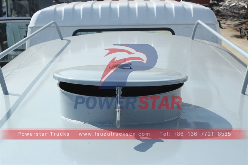 ISUZU FTR/FVR water spray truck water truck supplier