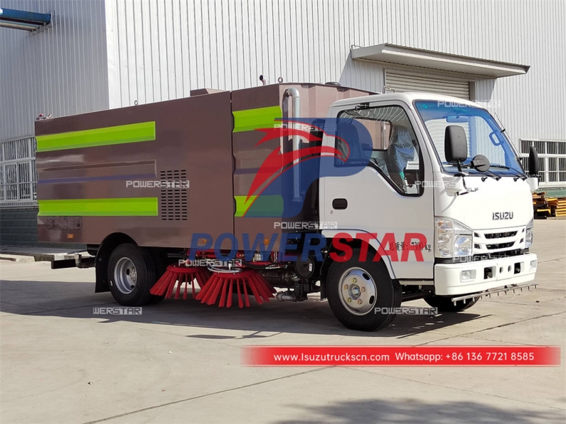 ISUZU NKR/ELF 100P road sweeping truck for sale