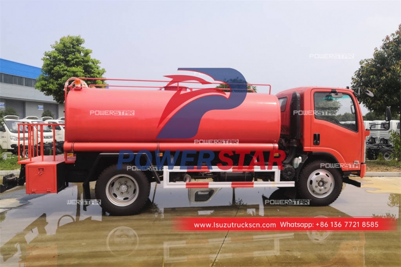 ISUZU ELF 700P 190HP water spraying truck for export