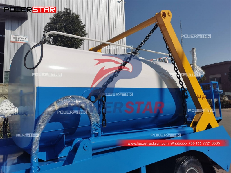 Algeria ISUZU FTR skip loader mounted water tank