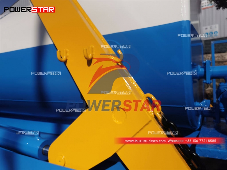 Algeria ISUZU FTR skip loader mounted water tank