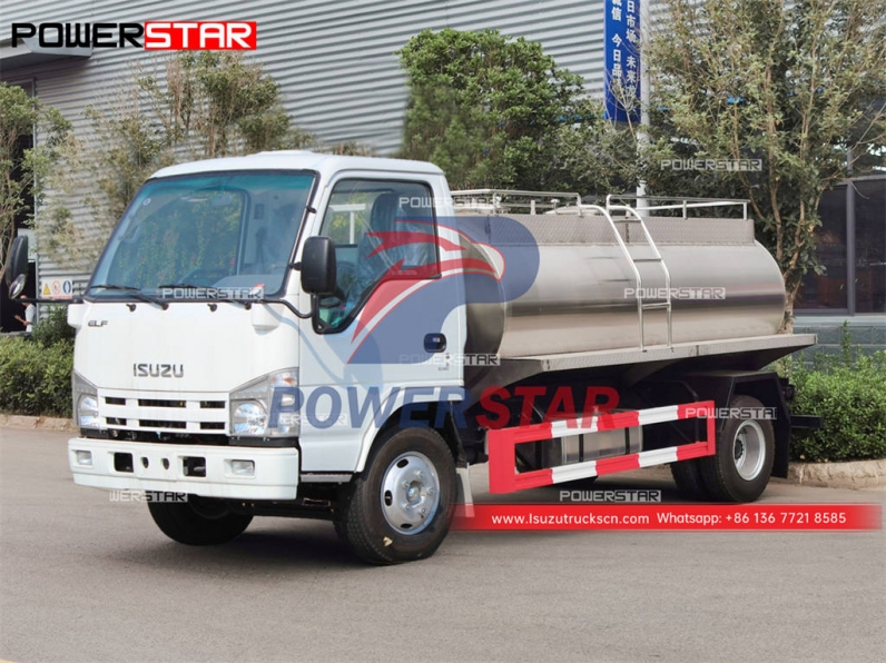 Mongolia ISUZU 4CBM stainless steel milk tank truck for sale