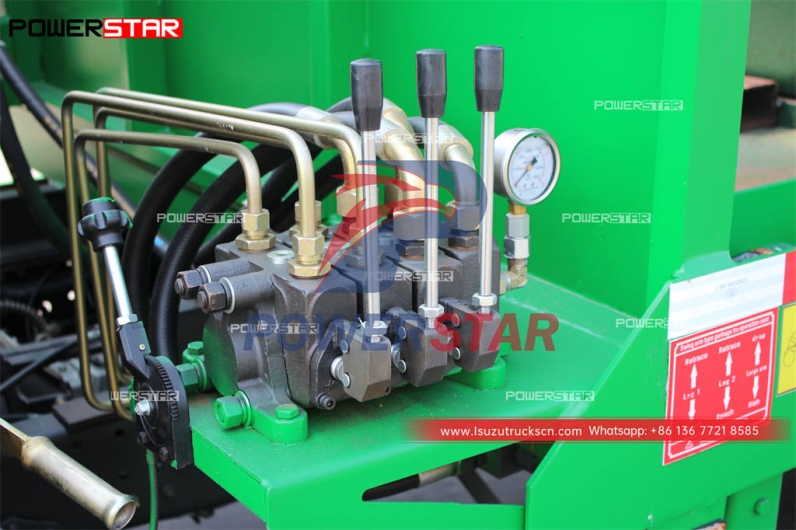 Ethiopia ISUZU ELF 700P 8CBM skip lorry for sale