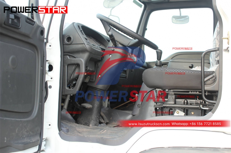 Low price ISUZU FTR bitumen sprayer for sale