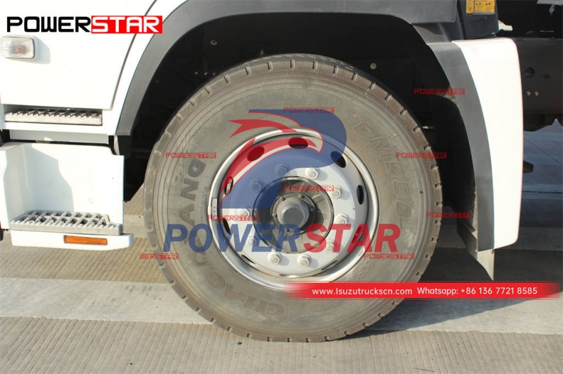 ISUZU GIGA 6 wheeler box van cube truck at best price