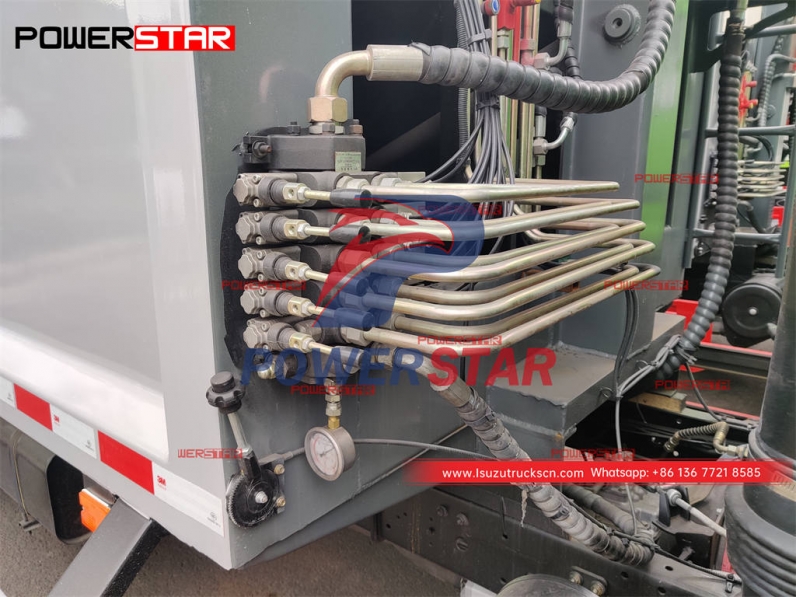 Best-seller ISUZU 700P 8CBM rear loading trash compactor truck on sale