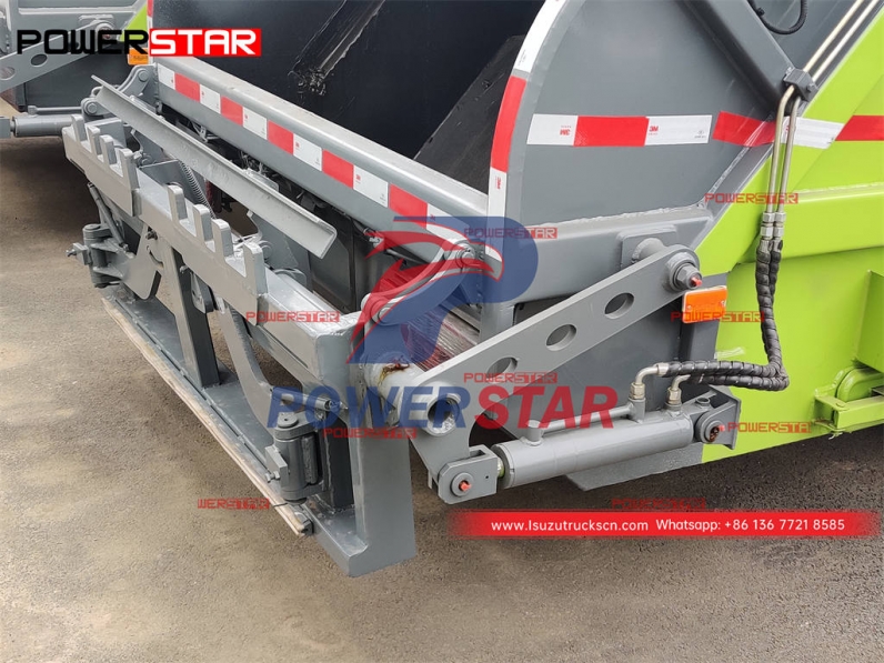Best-seller ISUZU 700P 8CBM rear loading trash compactor truck on sale