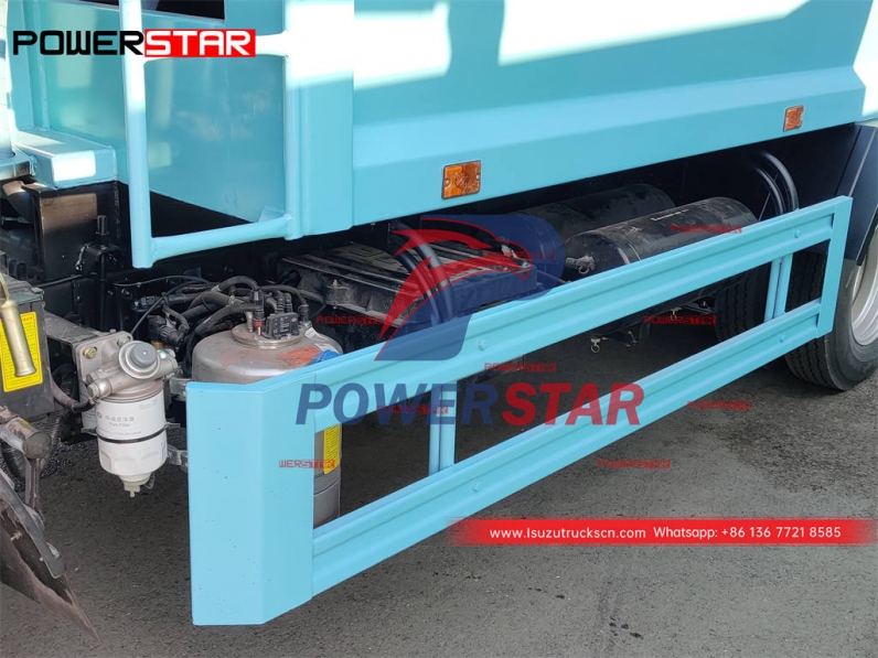 Factory outlet ISUZU 5CBM rear loader truck for sale