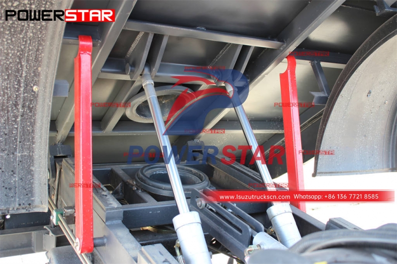 ISUZU NPR/ELF 700P truck mounted street sweeper for sale