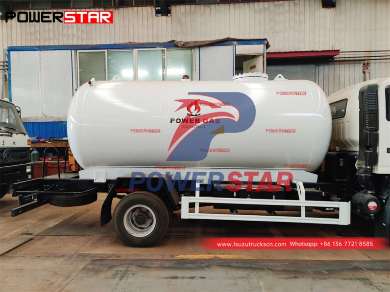 ISUZU NPR 6 wheeler 6000L LPG filling truck on sale