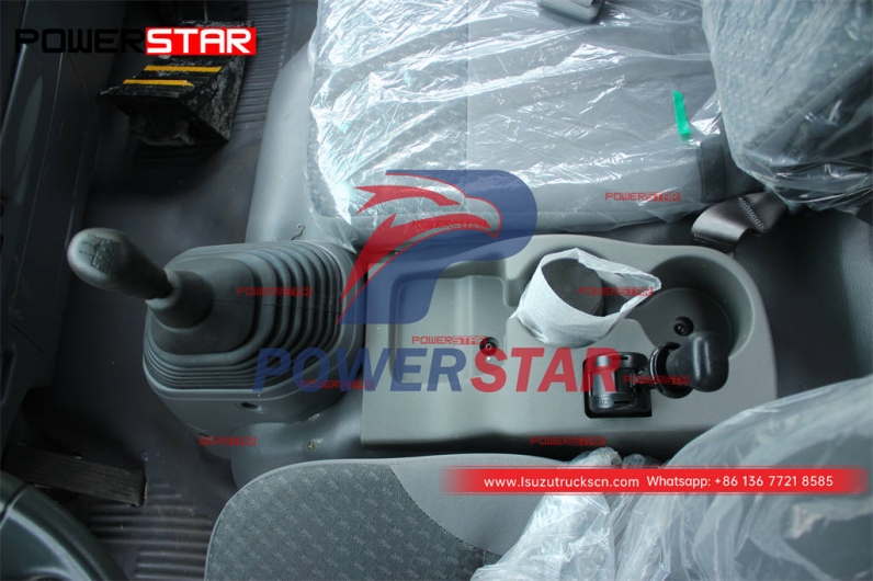 Best price ISUZU NPR stainless steel milk transport truck for sale