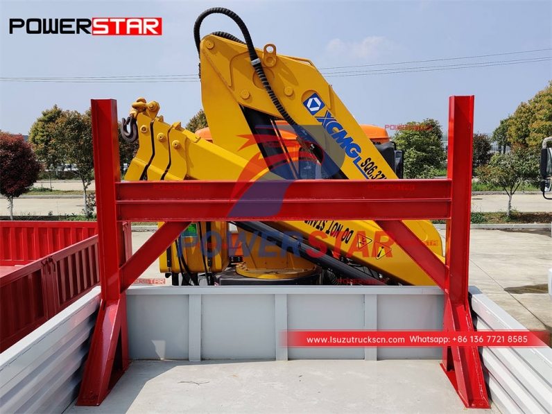 ISUZU GIGA Crane Truck XCMG at best price