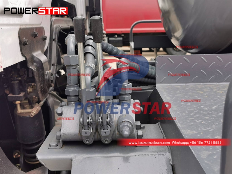 Good price ISUZU FTR/FVR vacuum sewage suction truck for sale