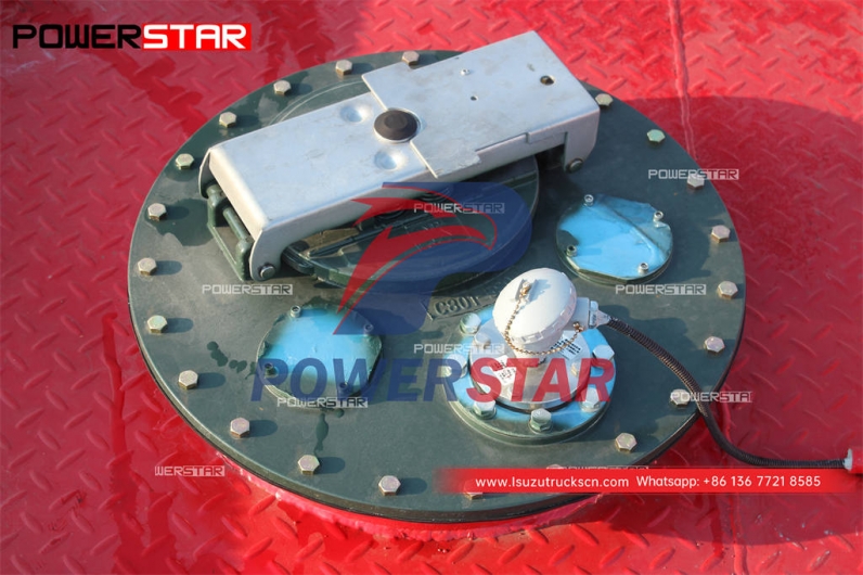 Factory direct sale ISUZU GIGA 4×2 water tank fire engine at discount price