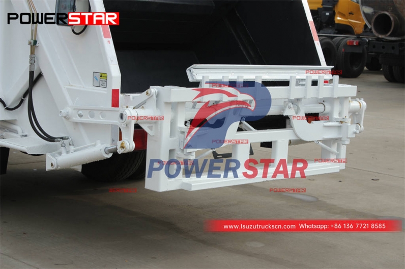 Philippines ISUZU 4×4 AWD 8CBM waste compression truck for sale