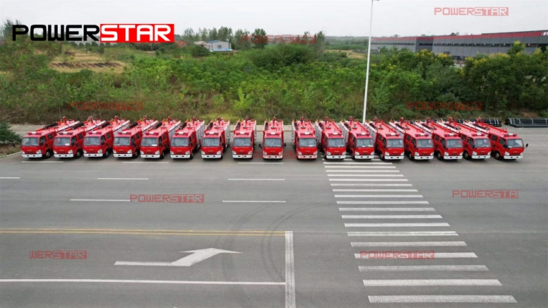 New customized 2,000 L water foam fire fighting truck mounted Japanese Chassis for Fire-fighting at emergency.