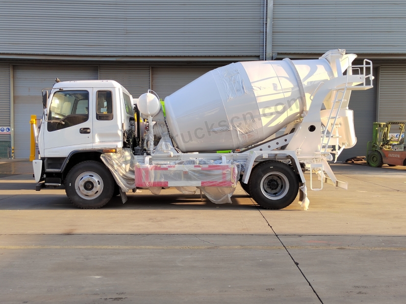 Japan ISUZU FTR FVR TRUCK CHASSIS Concrete Mixer Truck