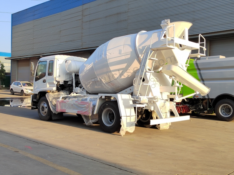 Japan ISUZU FTR FVR TRUCK CHASSIS Concrete Mixer Truck