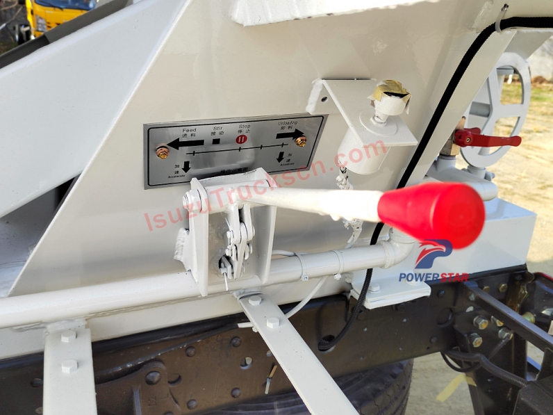 ISUZU ELF NPR Official Manufacturer Mobile Concrete Mixer 3m3 Concrete Mixing Truck Price