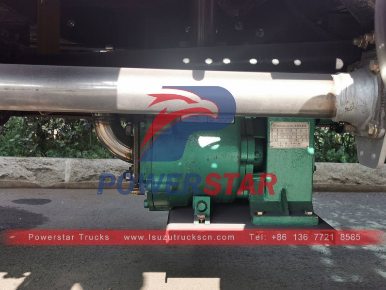 ISUZU 6 wheeler stainless steel drinking water tank truck