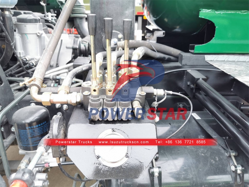Factory original ISUZU 700P sewer cleaner truck