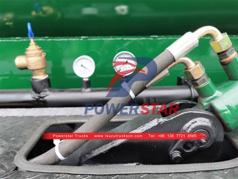 Factory original ISUZU 700P sewer cleaner truck