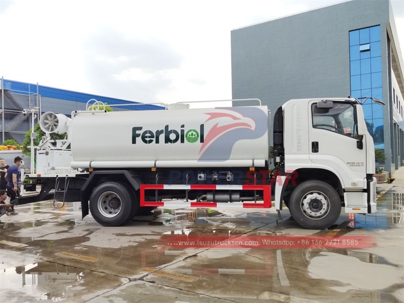 ISUZU GIGA 4×2 stainless steel water tank truck
