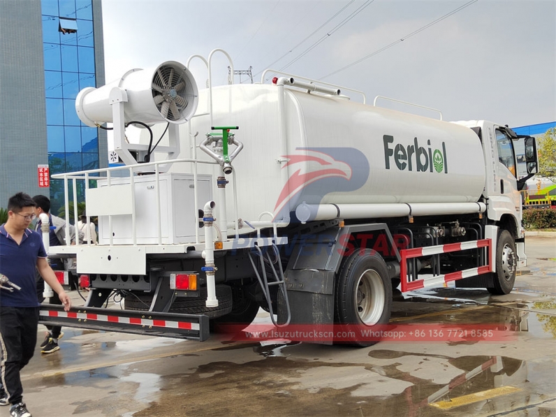 ISUZU GIGA 4×2 stainless steel water tank truck
