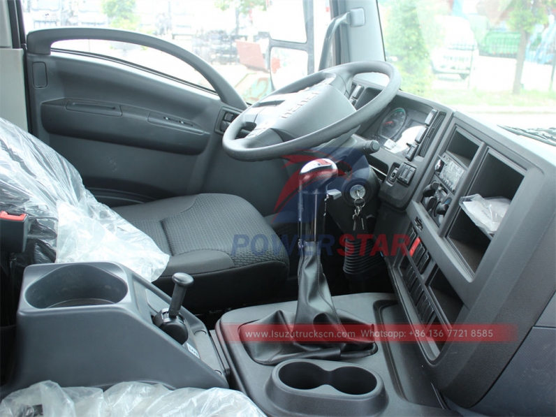 ISUZU GIGA 4×2 stainless steel water tank truck