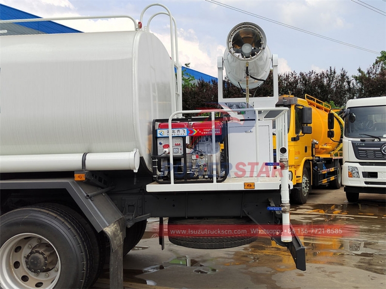 ISUZU GIGA 4×2 stainless steel water tank truck