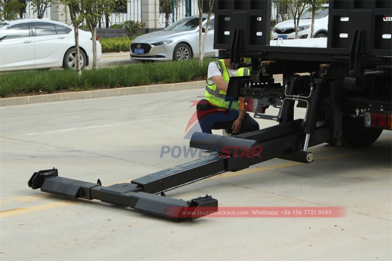 New and used ISUZU 3 tons flatbed rollback tow truck