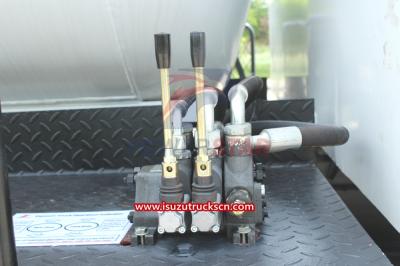Sludge Removal truck isuzu Giga