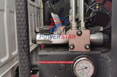 Isuzu ELF 4X2 Garbage Compactor 6CBM