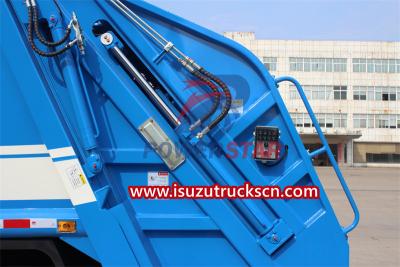 Customized ISUZU NKR rear loading garbage truck