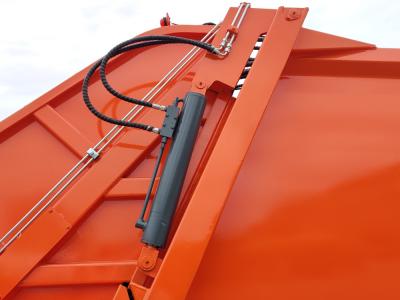 Yemen 10m3 Compression Refuse Collector Isuzu FVR truck chassis