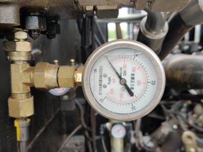 Yemen 10m3 Compression Refuse Collector Isuzu FVR truck chassis