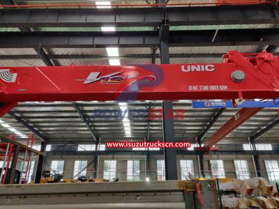 FTR ISUZU Flatbed Truck Mounted UNIC V1200 Cranes
