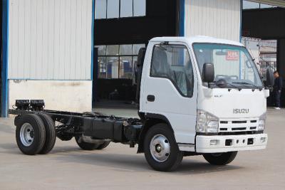 Best sell top quality 2 ton Isuzu truck with powerful diesel engine chassis