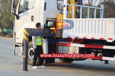 ISUZU FVR truck with crane for sale