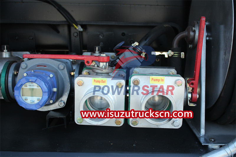 ISUZU FTR mobile fuel truck for Dubai